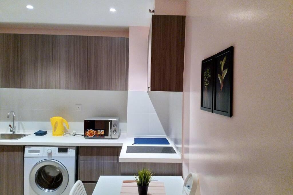 Hb1512- Hyve Studio Unit, Lake View, Cyberjaya, Free Wi-Fi, Free Parking, Netflix,Pool, 3038 Eksteriør bilde